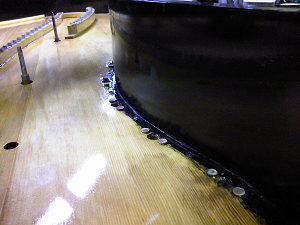���r���h��������1907�N��Steinway Model B�@�t���[���Ɩ{�̂̌������͋��̏�̃_�{�ł��B
