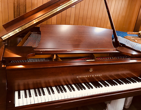 Steinway Model M